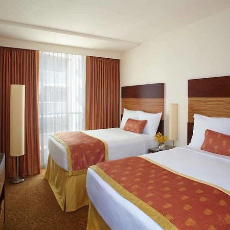 Hotel Orchid Kochi Kültér fotó